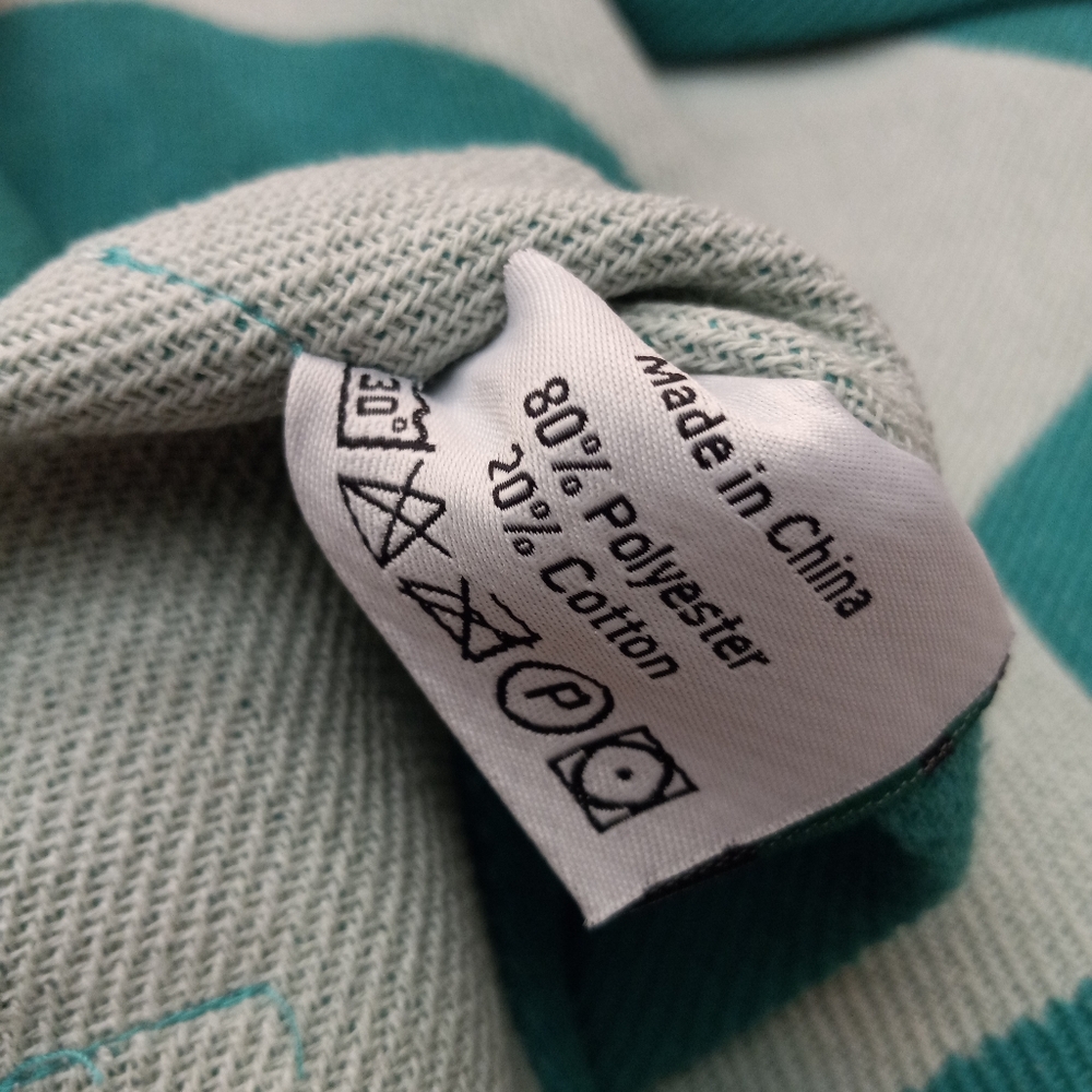 Maven Retro Mod Polka Dot Picnic Throw Blanket - Picture 6 of 6